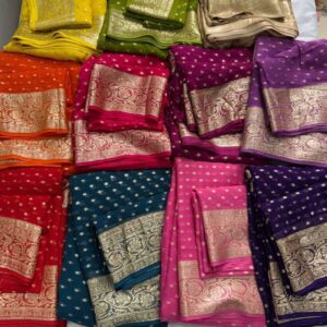 Traditional & Stylish Saree